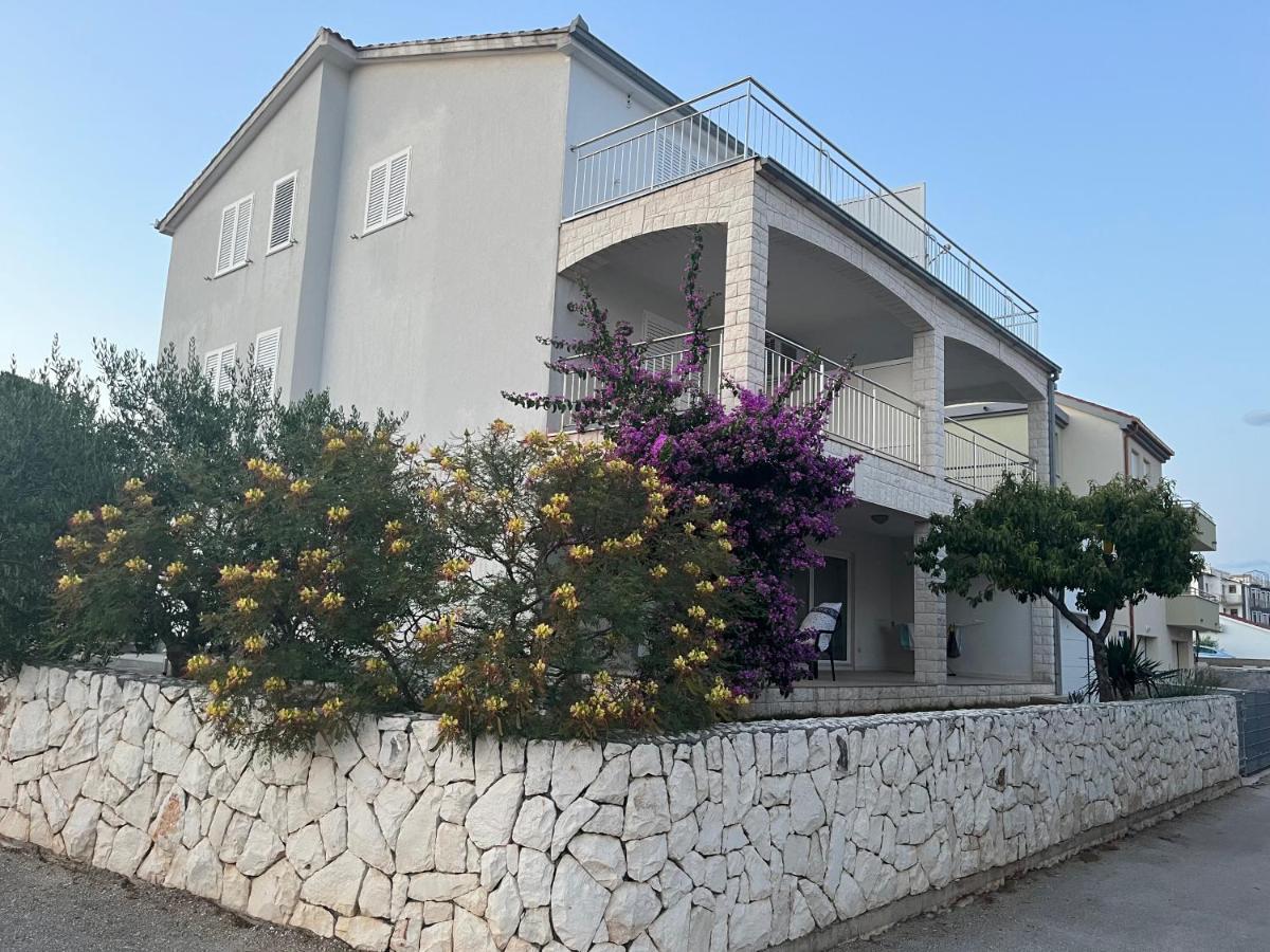 Apartmani Emil Trogir Buitenkant foto