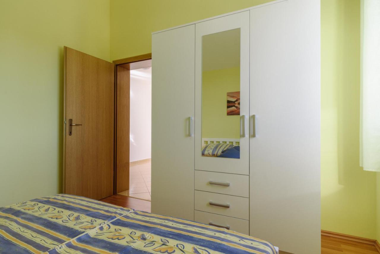Apartmani Emil Trogir Buitenkant foto