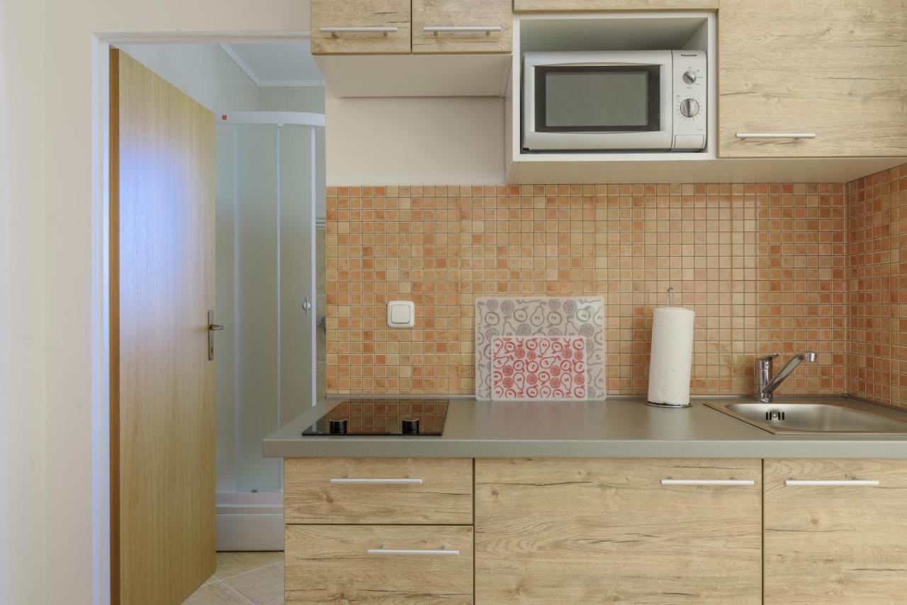 Apartmani Emil Trogir Buitenkant foto