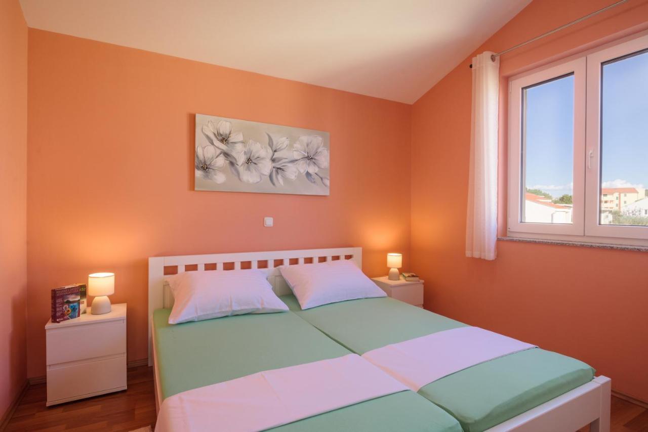 Apartmani Emil Trogir Buitenkant foto