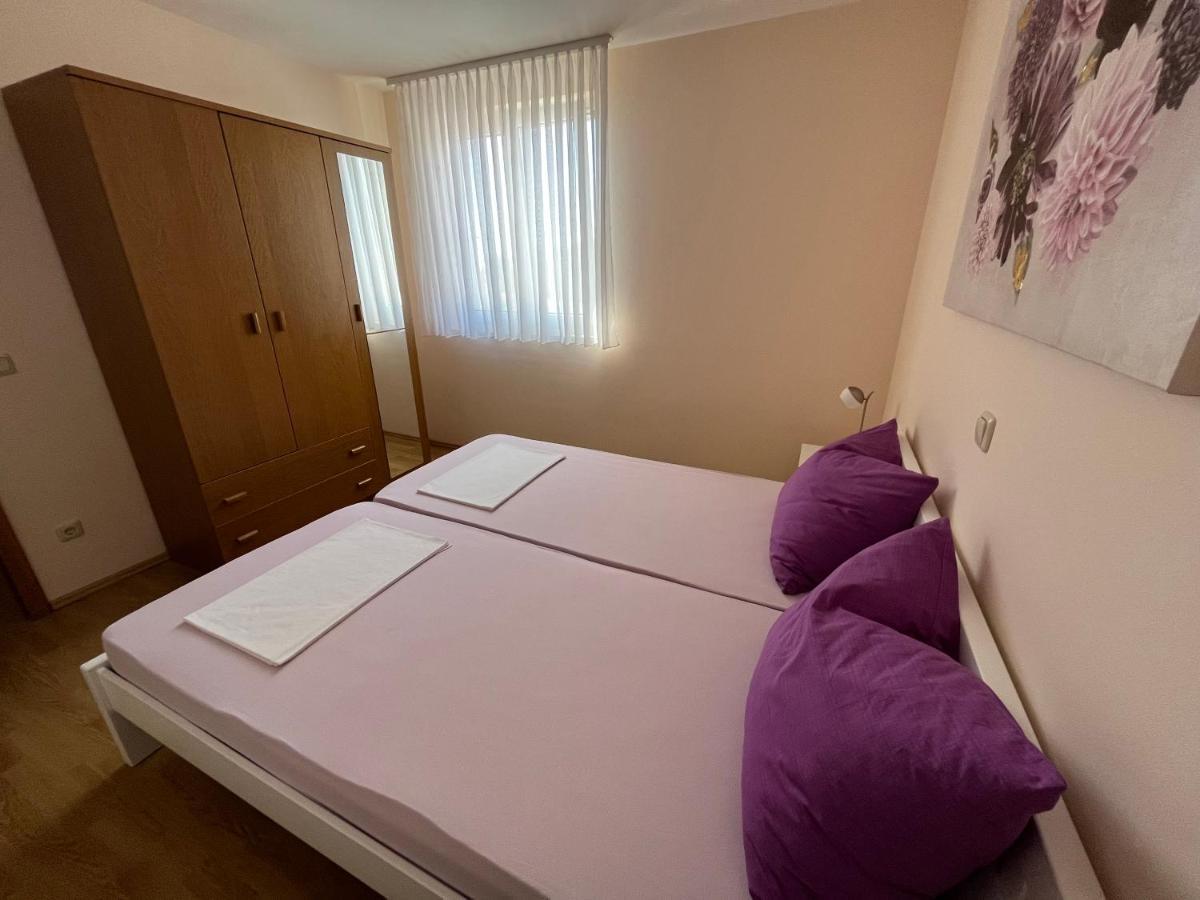 Apartmani Emil Trogir Buitenkant foto