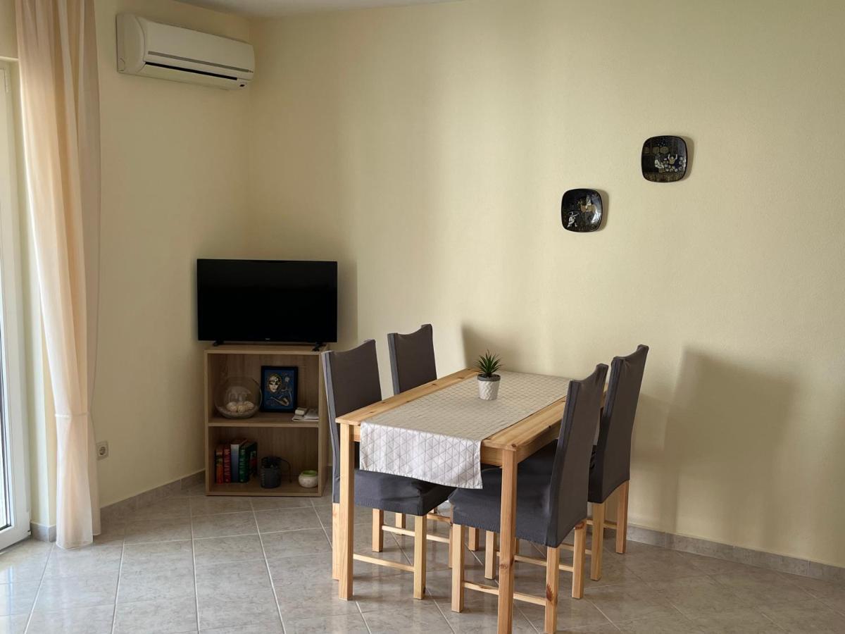 Apartmani Emil Trogir Buitenkant foto