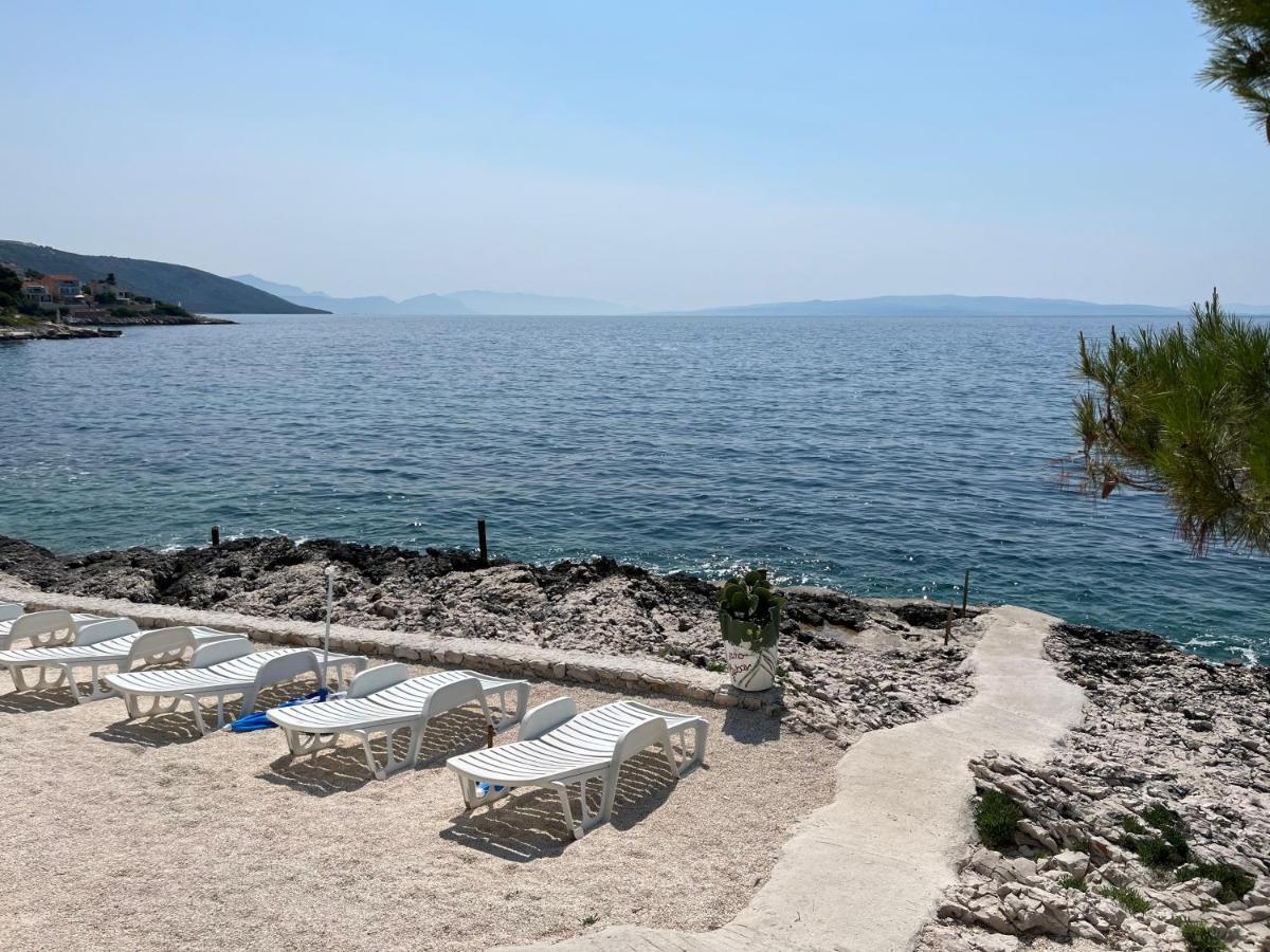 Apartmani Emil Trogir Buitenkant foto
