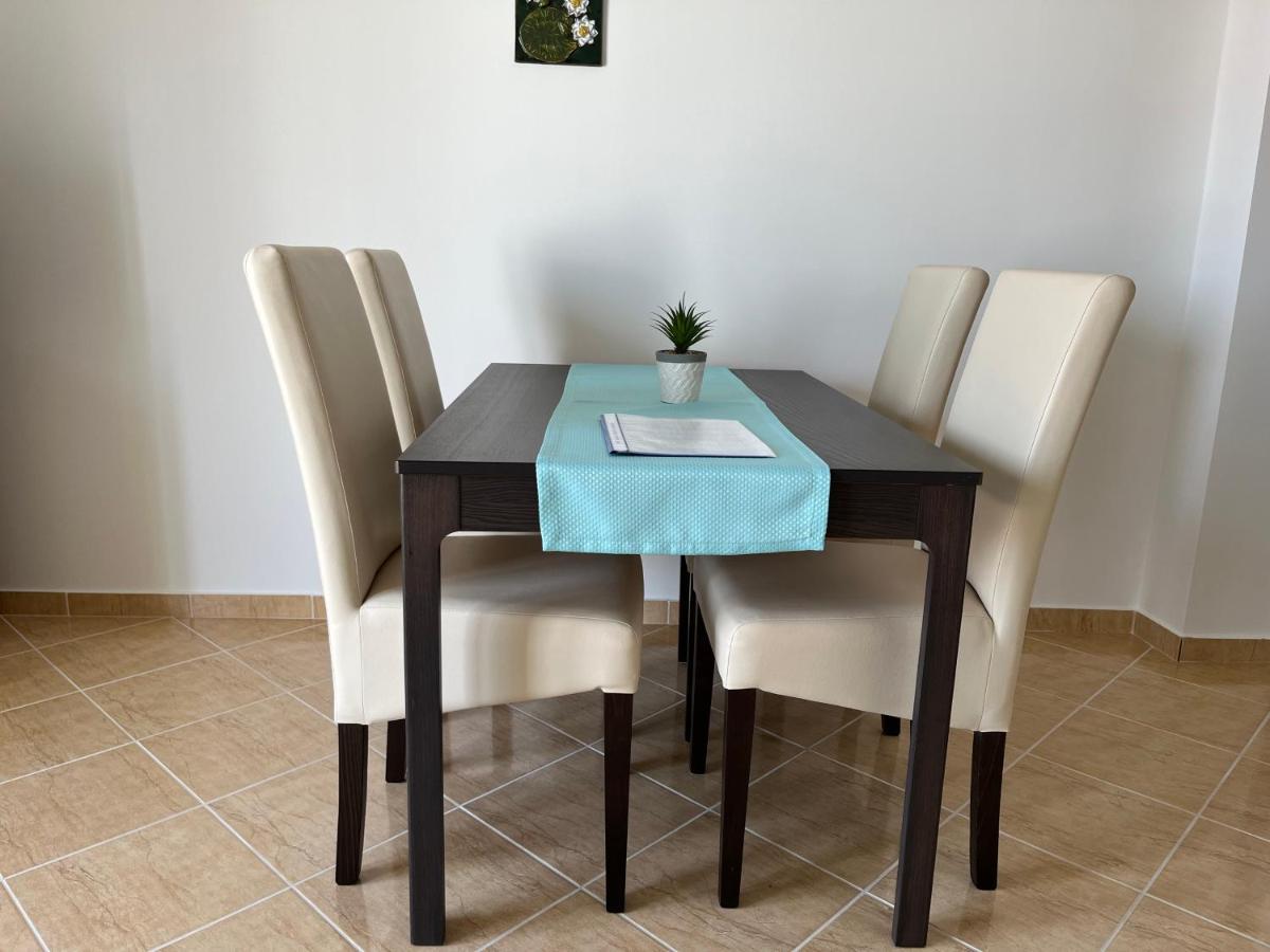 Apartmani Emil Trogir Buitenkant foto